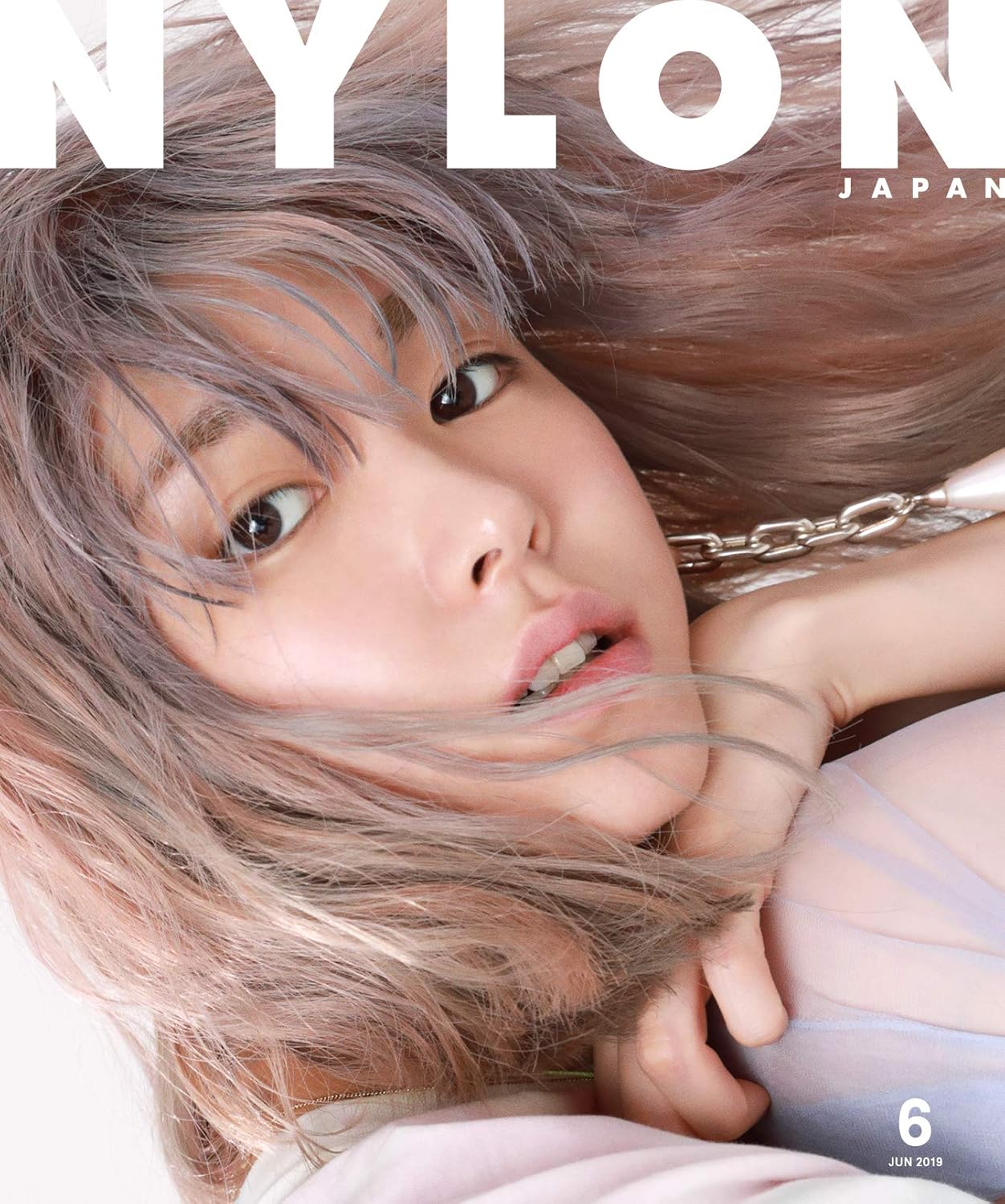 NYLON JAPAN 125号 新垣結衣特集 新垣結衣 NYLON JAPAN「男前のGUYSガッキースペシャルムービー